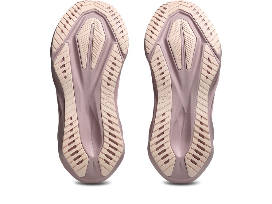 Asics Novablast 5 Shoes (Women's)
