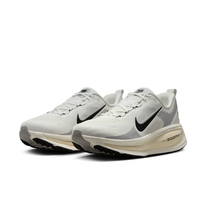 Nike Vomero 18 Essentials Shoes (Men's)