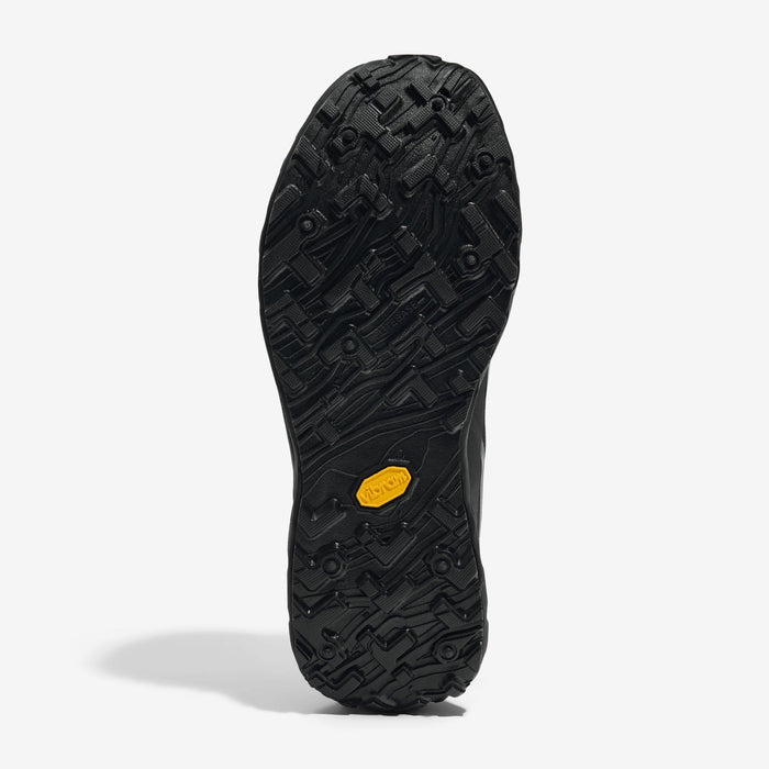 Norda 002 Stealth Black Shoes (Men's)